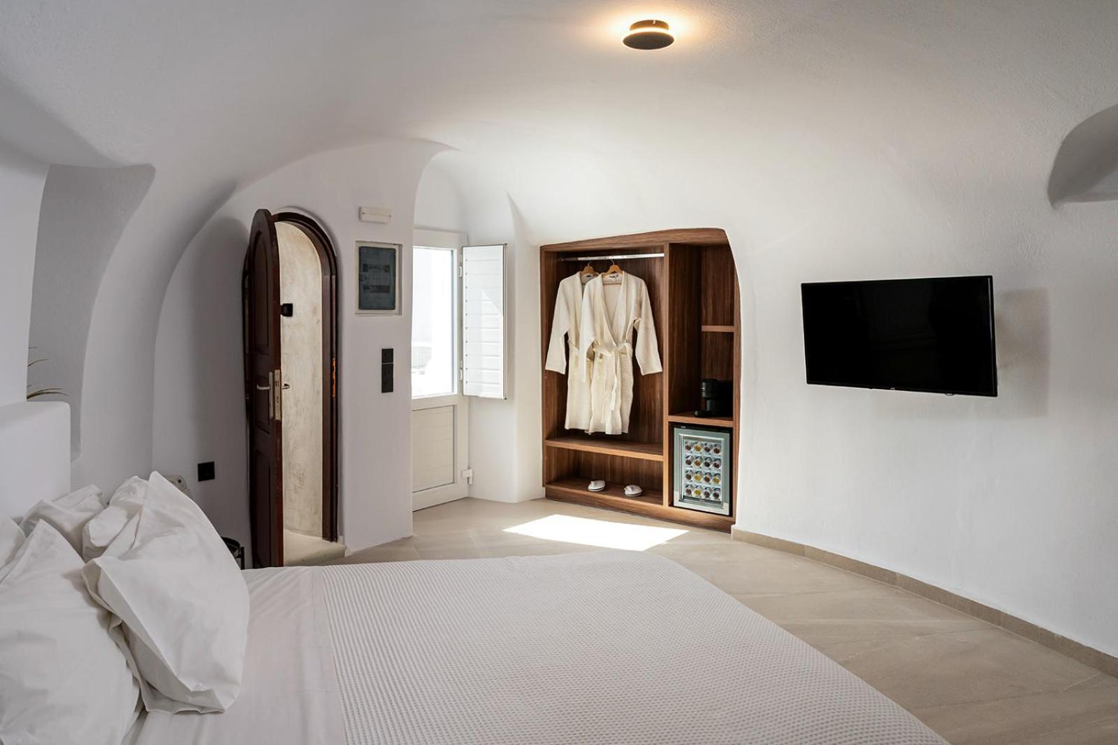 Enalion Suites Oía Zewnętrze zdjęcie